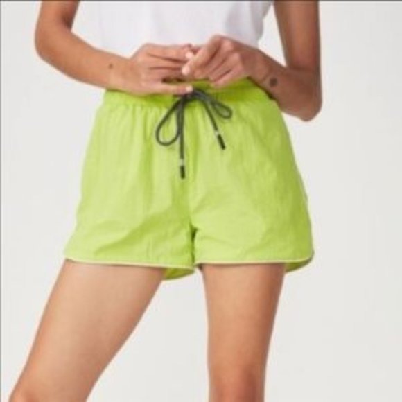 Cotton On Pants - Cotton On size 4 Becca Sporty Sport green shorts